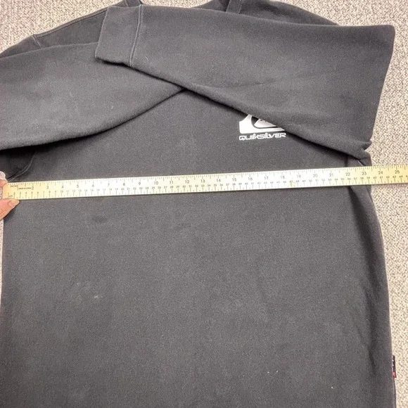 Y2K  Quiksilver Silver Crewneck Sweater Mens L Black Sweatshirt Classic Fit - Picture 6 of 8